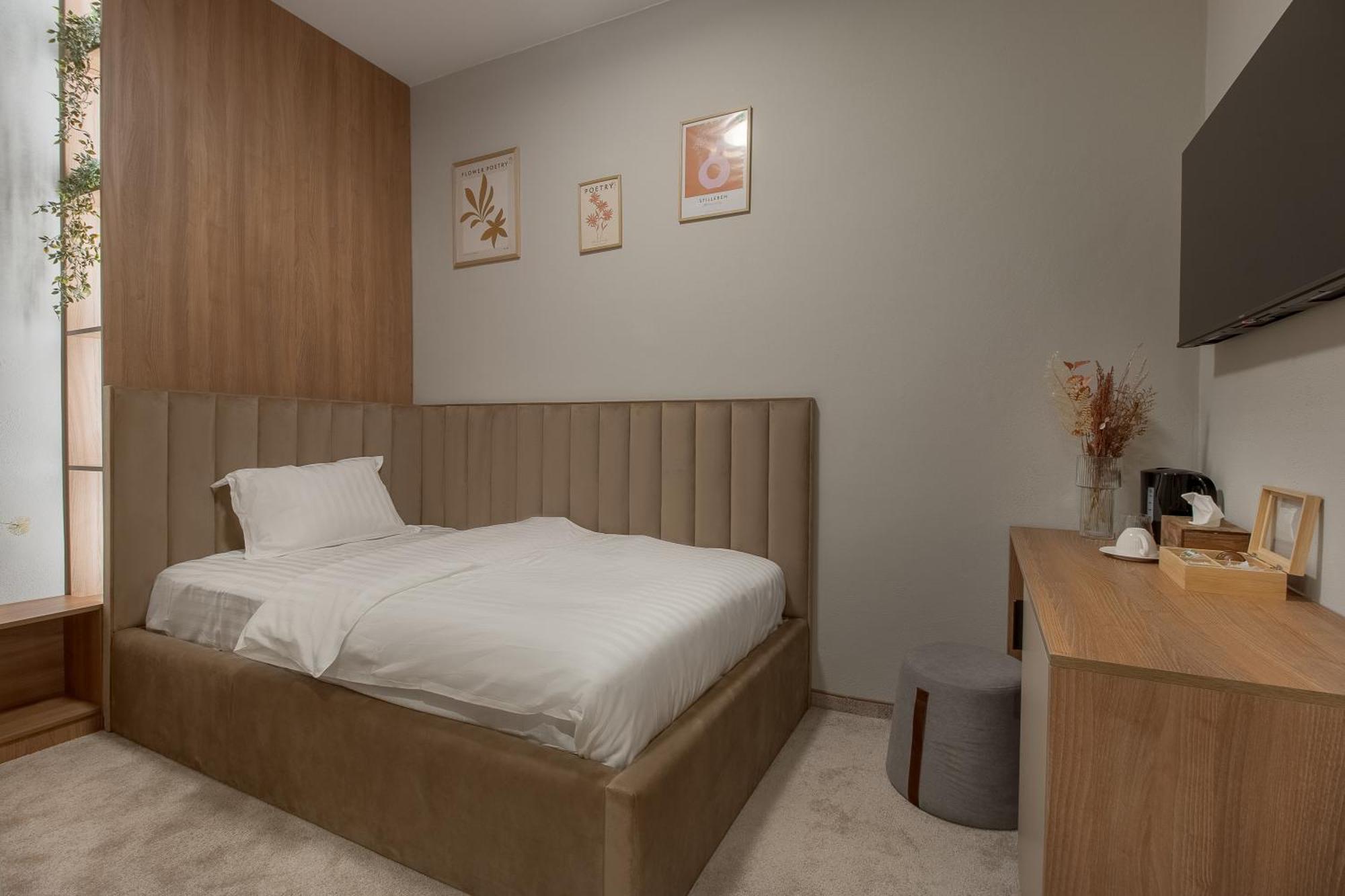 Oasis Rooms オラデア エクステリア 写真